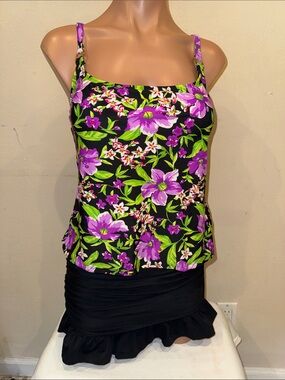 NWT Island Escape Tankini set swim skirt